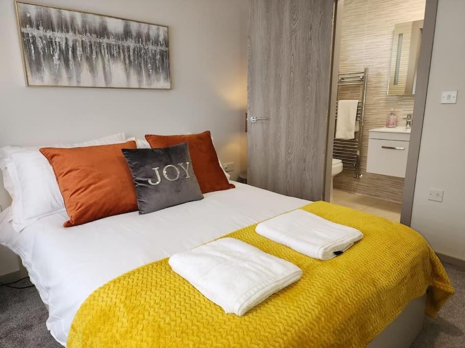 Horizon House, Modern 2-Bedroom Flat 2, Parking, Netflix, Oksford Zewnętrze zdjęcie