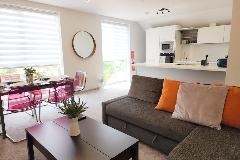 Horizon House, Modern 2-Bedroom Flat 2, Parking, Netflix, Oksford Zewnętrze zdjęcie